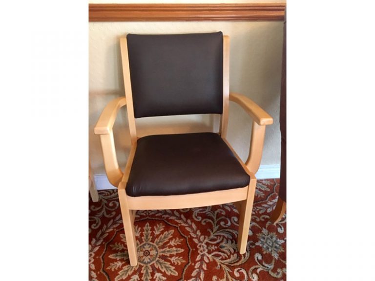 Newcastle Chair Royal County Furniture